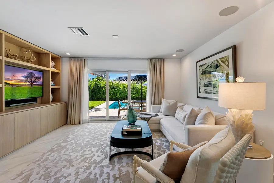 406 35th Street, West Palm Beach, FL 33407 - #3