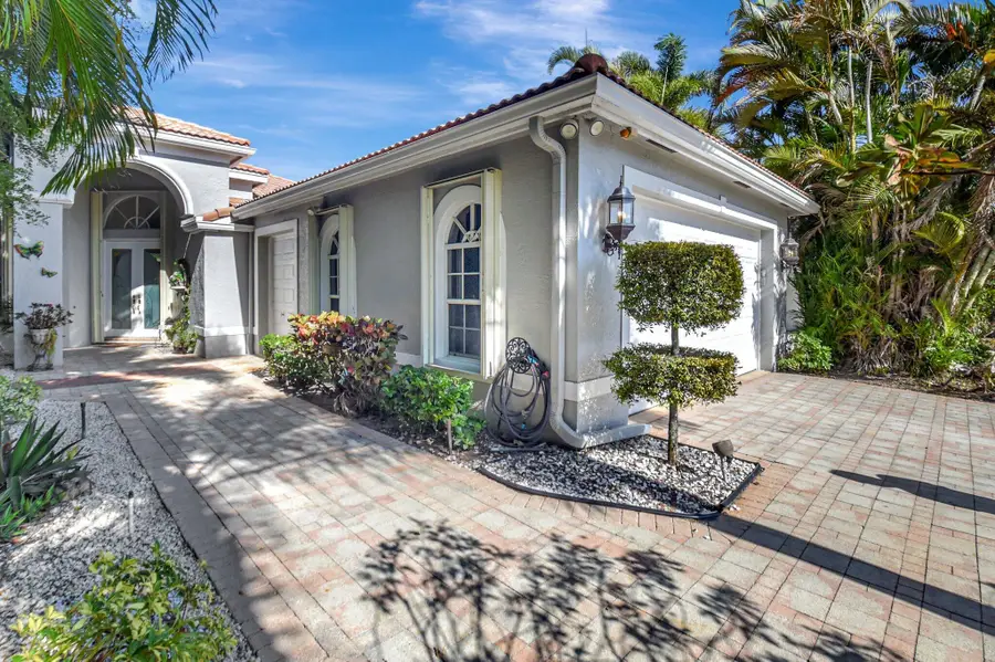 4022 Manchester Lake Drive, Lake Worth, FL 33449 - #3