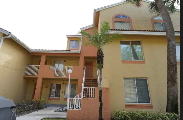 1015 Coral Club Drive #1015, Coral Springs, FL 33071