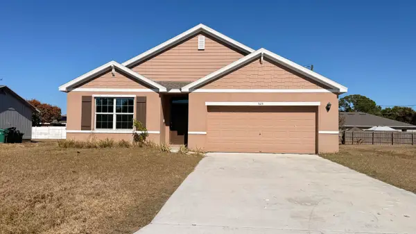 525 SW Twig Avenue, Port St Lucie, FL 34983