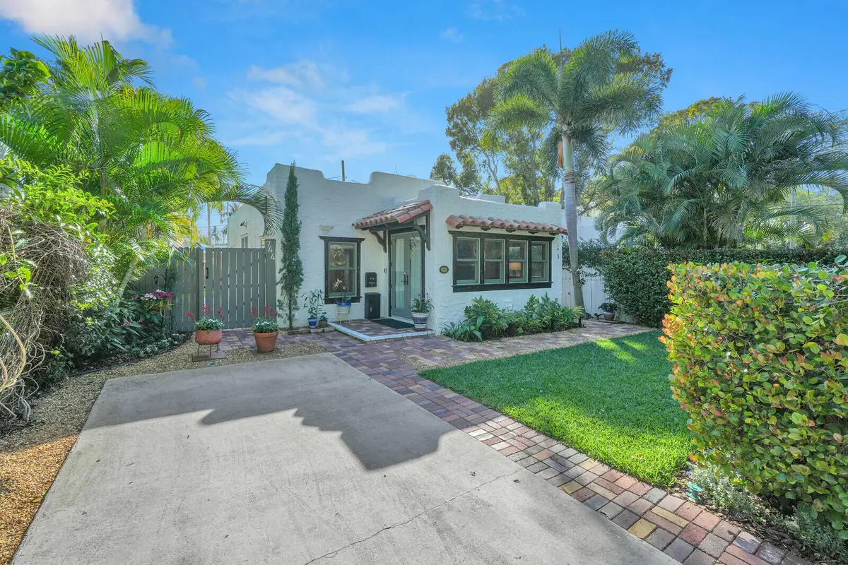 744 Penn Street, West Palm Beach, FL 33401 - #1