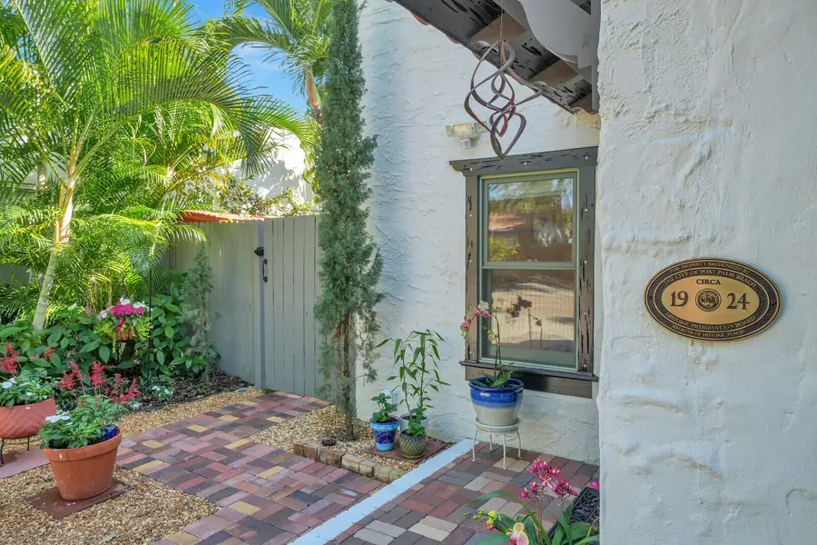 744 Penn Street, West Palm Beach, FL 33401 - #3