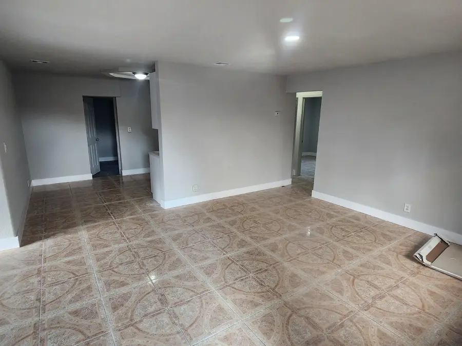 6821 SW 17th Street, North Lauderdale, FL 33068 - #2