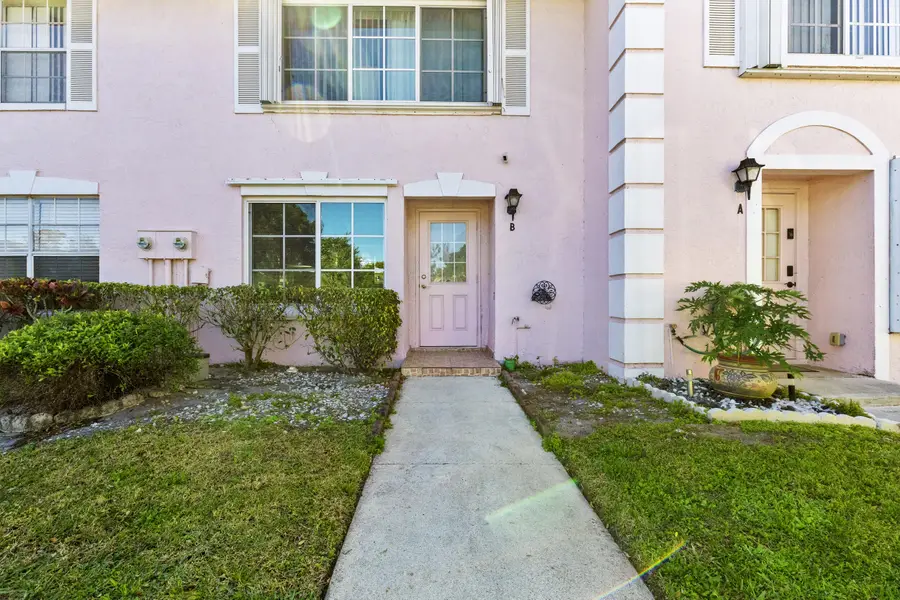 218 Foxtail Drive #B, Greenacres, FL 33415 - #3