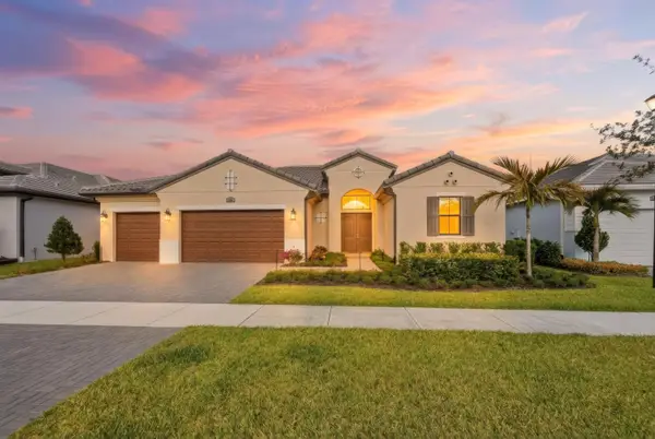 8572 SW Felicita Way, Port St Lucie, FL 34987
