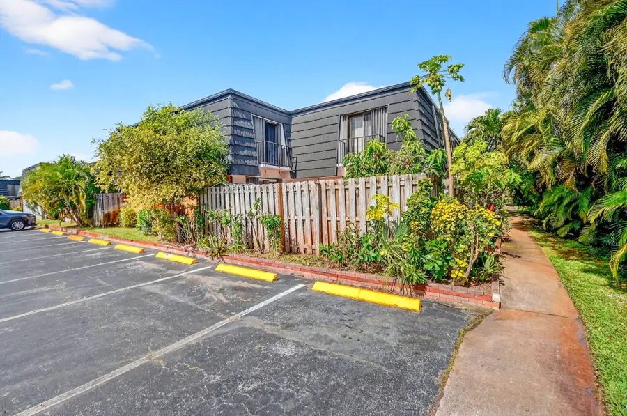 136 Woodland Road, Lake Worth Beach, FL 33461 - #2