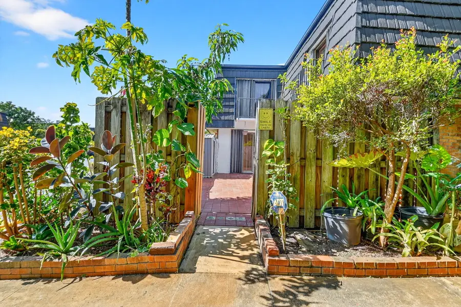 136 Woodland Road, Lake Worth Beach, FL 33461 - #3