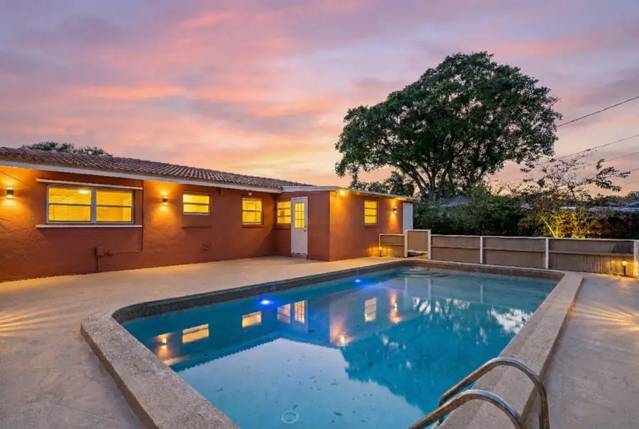 545 Flagler Boulevard, West Palm Beach, FL 33403 - #2