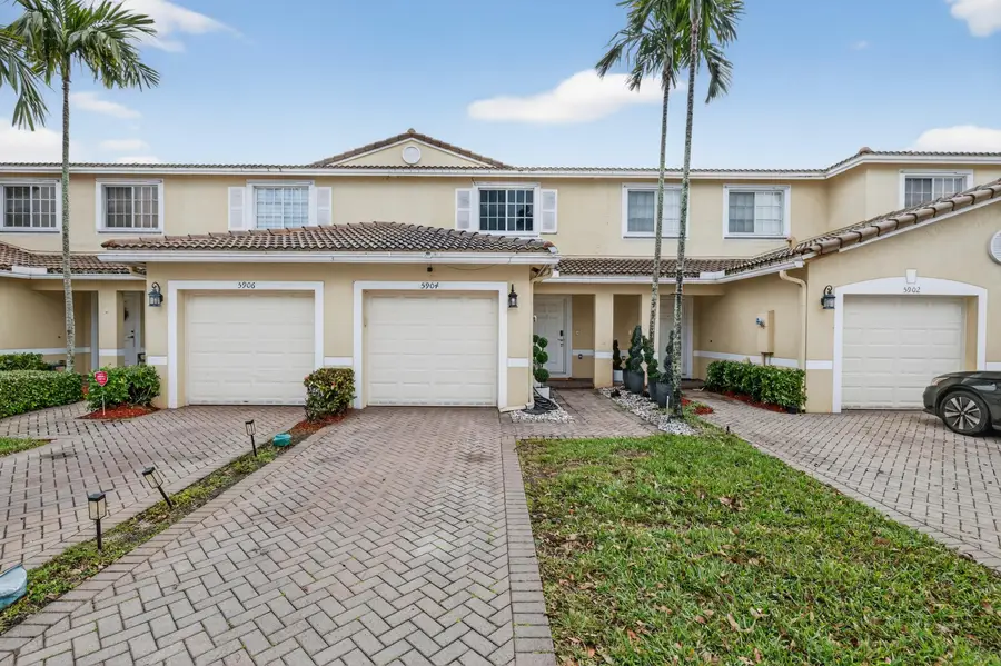5904 Abbey Road, Tamarac, FL 33321 - #2