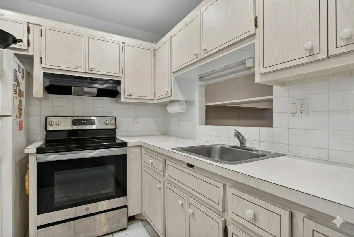 5111 W Oakland Park Boulevard #105, Fort Lauderdale, FL 33313 - #1