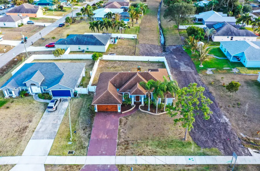 870 SW Paar Drive, Port Saint Lucie, FL 34953 - #3