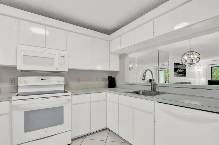 115 Bamboo Road #205, Palm Beach Shores, FL 33404 - #2