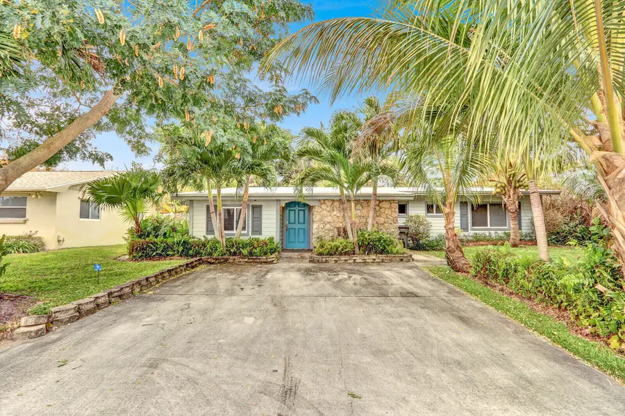 1831 Wheeler Road, North Palm Beach, FL 33408 - #2