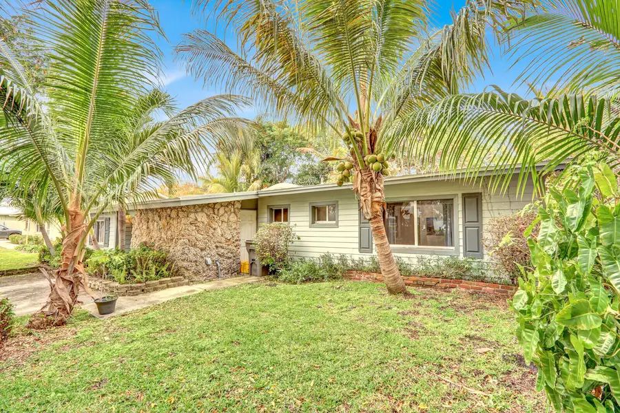 1831 Wheeler Road, North Palm Beach, FL 33408 - #3