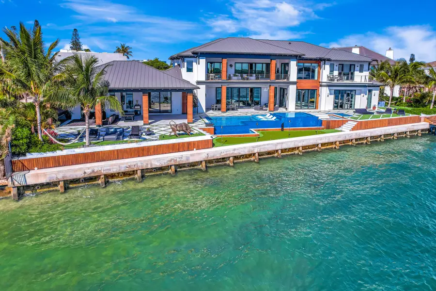 712 Lakeside Circle, North Palm Beach, FL 33408 - #2