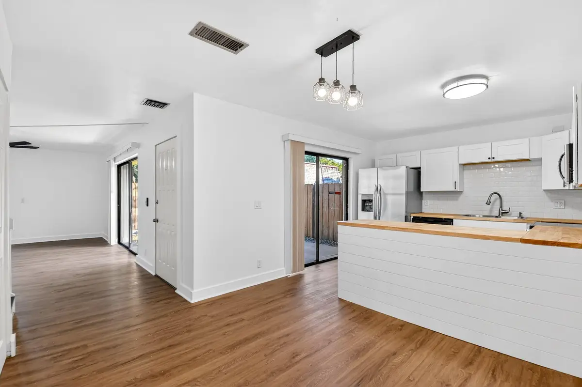 198 Lake Arbor Drive, Lake Worth Beach, FL 33461 - #1