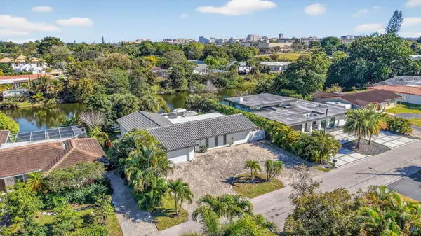 876 NW 6th Avenue, Boca Raton, FL 33432