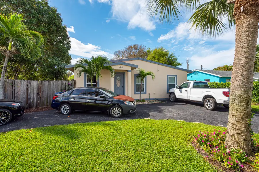 124 SW 10th Avenue, Boynton Beach, FL 33435 - #2