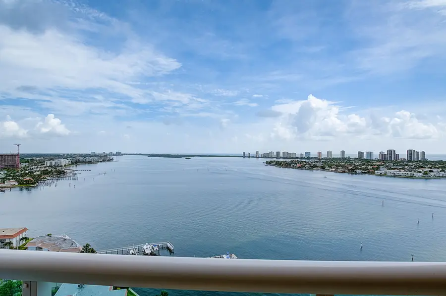 2650 Lake Shore Drive #1404, West Palm Beach, FL 33404 - #3