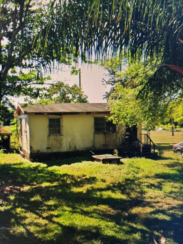 1624 NW Avenue L, Belle Glade, FL 33430