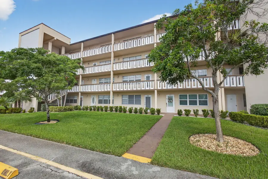 413 Southampton A, West Palm Beach, FL 33417 - #2