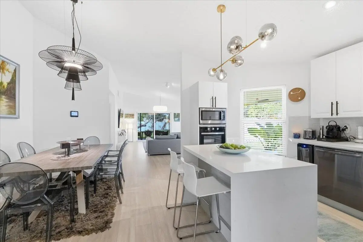 901 SW 111th Way, Davie, FL 33324 - #1