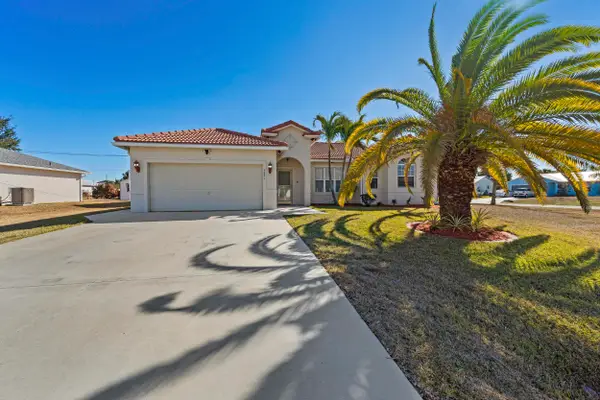 3891 SW Jacobs Street, Port St Lucie, FL 34953