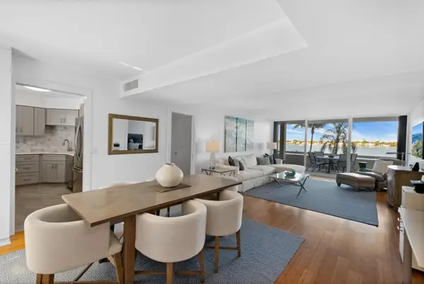 130 Lakeshore Drive #222, North Palm Beach, FL 33408