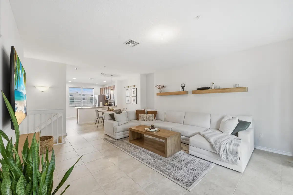 1923 Via Granada, Boynton Beach, FL 33426 - #1