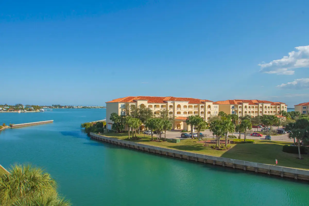 6 Harbour Isle Drive E #Ph01, Fort Pierce, FL 34949 - #1