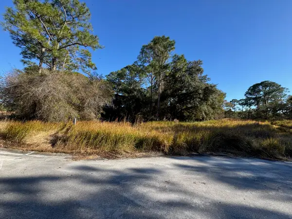 10653 Lighter Wood Lane, Fort Pierce, FL 34945