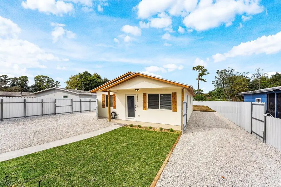5923 Mango Road, West Palm Beach, FL 33413 - #3
