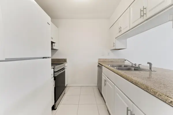 5816 S Bond Drive, West Palm Beach, FL 33415