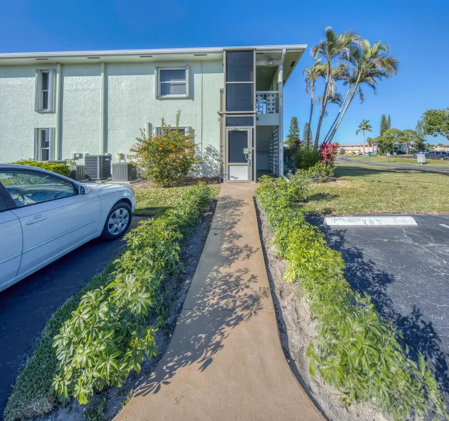 1720 NW 20th Avenue #201, Delray Beach, FL 33445 - #2