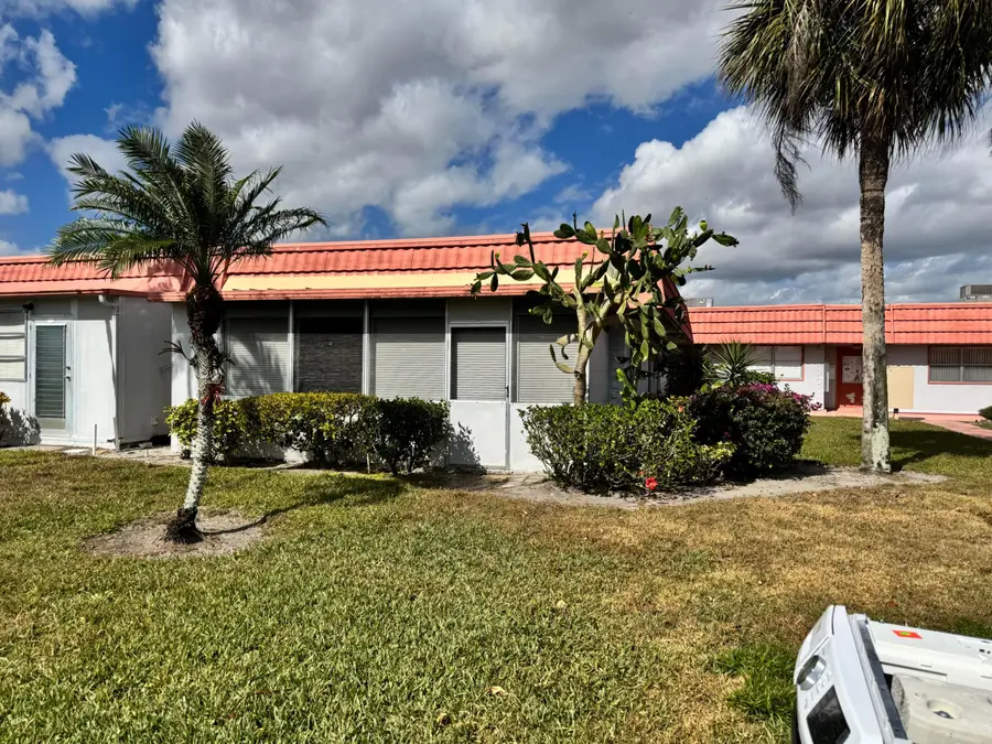 277 Seville L, Delray Beach, FL 33446 - #2