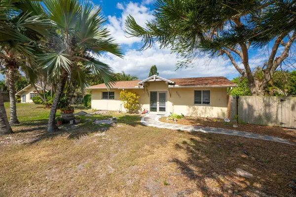4605 Frances Drive, Delray Beach, FL 33445