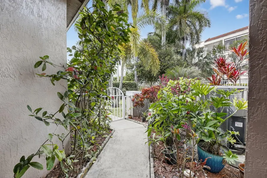 2491 Aragon Boulevard #1, Sunrise, FL 33322 - #2