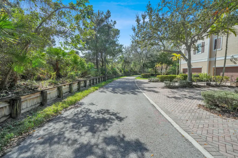 285 E Bay Cedar Circle, Jupiter, FL 33458 - #2