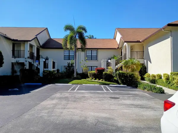 3451 Jog Park Drive, Greenacres, FL 33467