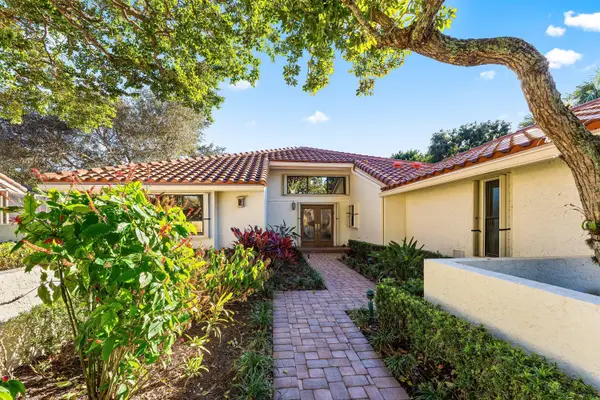 39 Hampshire Lane, Boynton Beach, FL 33436