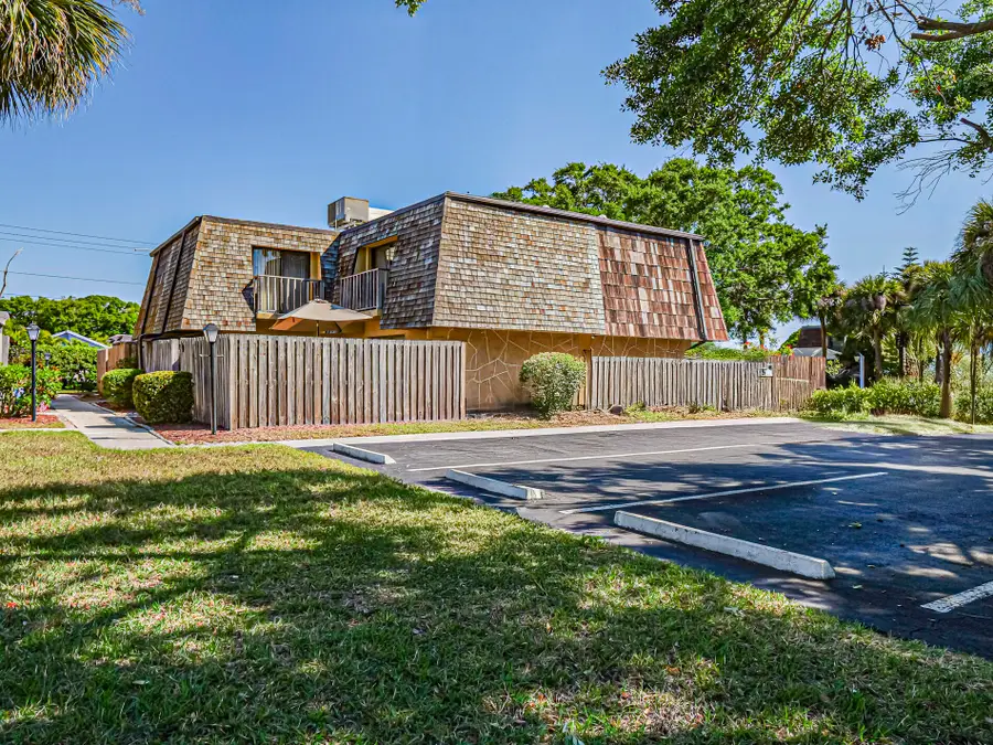 510 N Tropic Lane #10d, Vero Beach, FL 32960 - #2