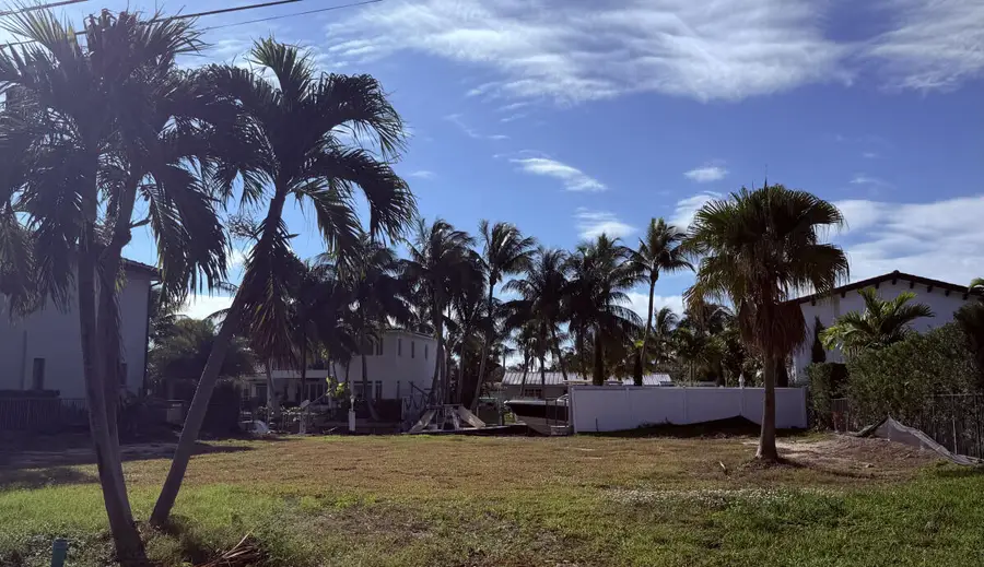 808 NE Bay Cove Street, Boca Raton, FL 33487 - #3