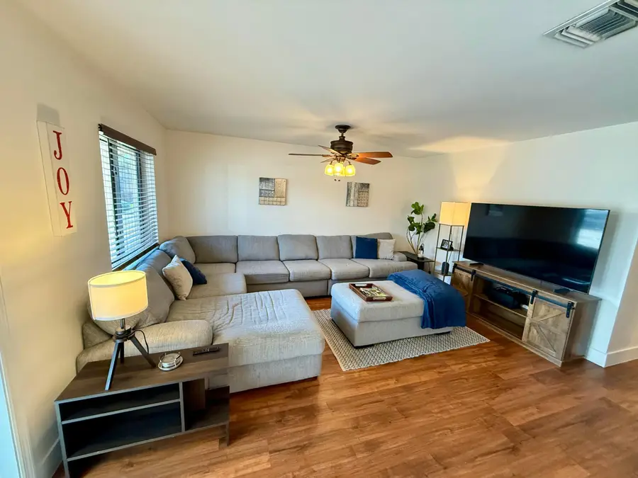 920 NW 4th Street, South Bay, FL 33493 - #2