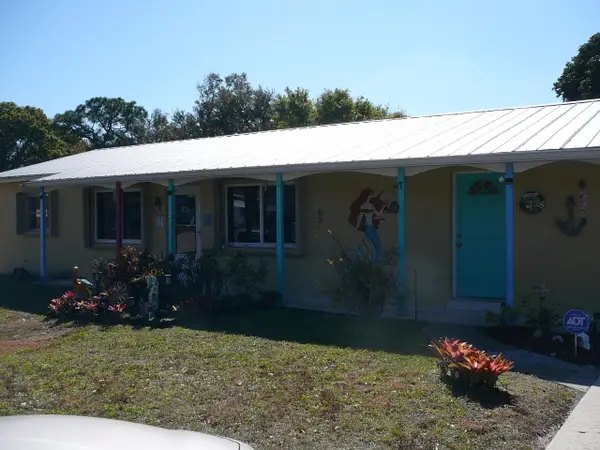 125 Garden Avenue, Fort Pierce, FL 34982