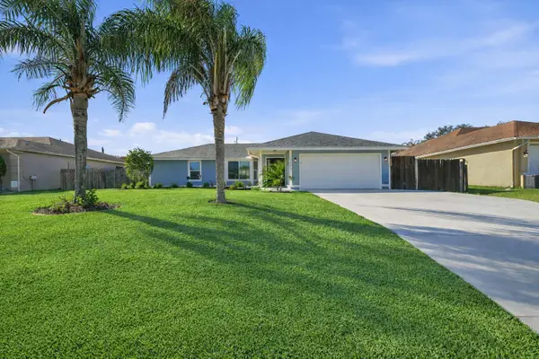 1482 SW Dow Lane, Port St Lucie, FL 34953