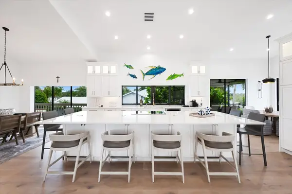 4290 SE Whiticar Way, Stuart, FL 34997