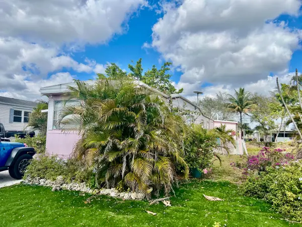 305 NW 50th Court, Pompano Beach, FL 33064