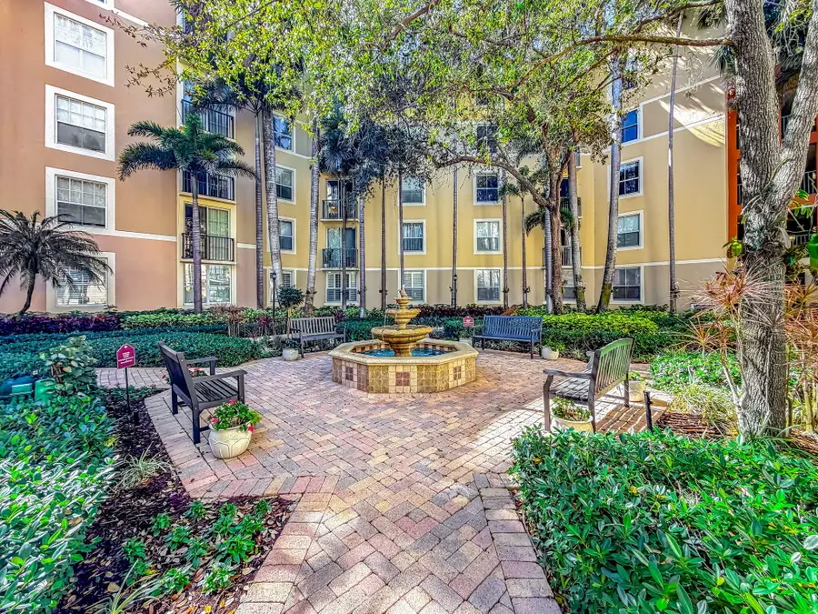 630 S Sapodilla Avenue #218, West Palm Beach, FL 33401 - #3