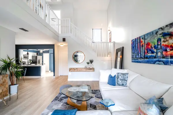 8016 Edgemere Lane, Palm Beach Gardens, FL 33410