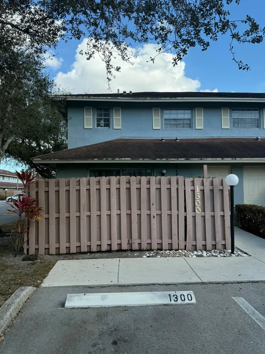 1300 Cypress Way W, West Palm Beach, FL 33406 - #3